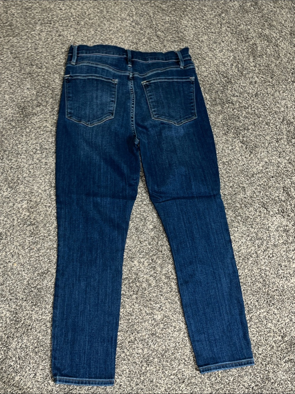 Frame women’s denim Ali High Rise cigarette jeans 30 x 25